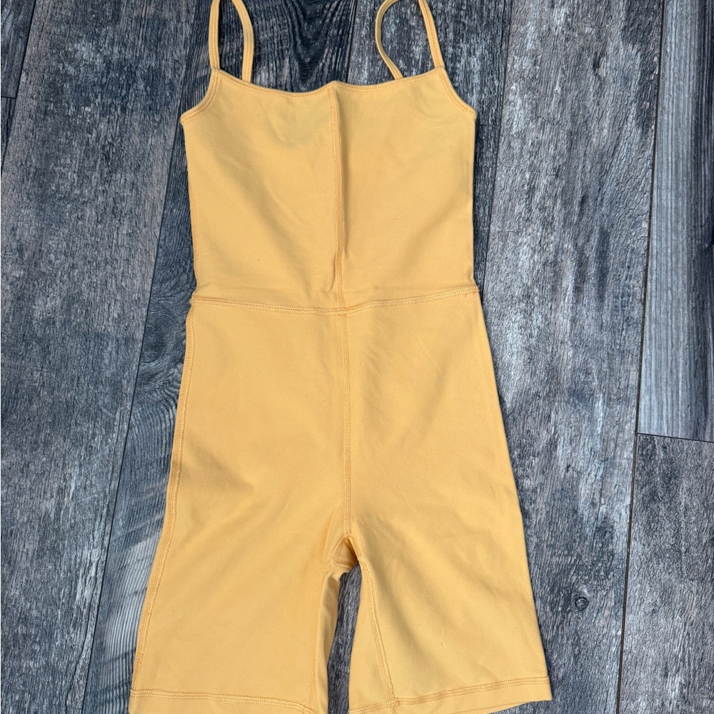 Aritzia Women's Yellow Athletic Romper Shorts